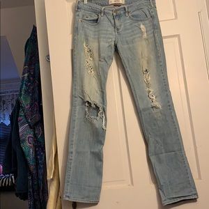 Low rise, distressed Hollister jeans, size 5R